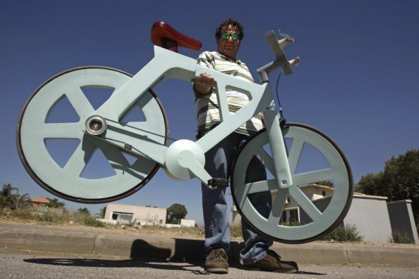Велосипед из картона. Изобретатель Изхар Гафни.